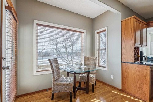 63 Evergreen Heights Sw, Calgary, AB - Indoor Photo Showing Dining Room