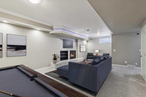 63 Evergreen Heights Sw, Calgary, AB - Indoor