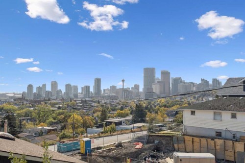 809 9 Street Ne, Calgary, AB - Outdoor With View