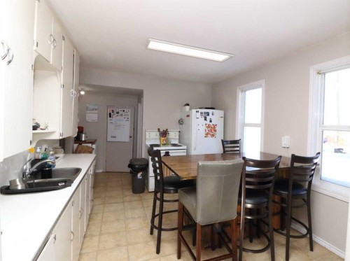 3146 Township Road 360, Rural Red Deer County, AB - Indoor Photo Showing Dining Room