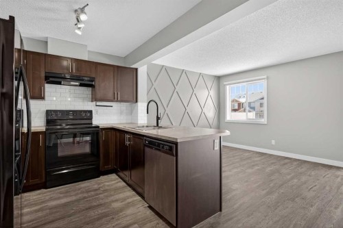 254 Pantego Lane Nw, Calgary, AB - Indoor Photo Showing Kitchen