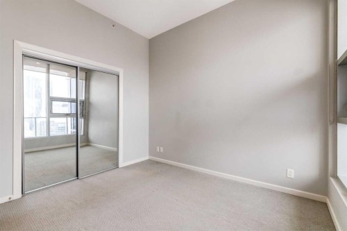 2704-211 13 Avenue Se, Calgary, AB - Indoor Photo Showing Other Room