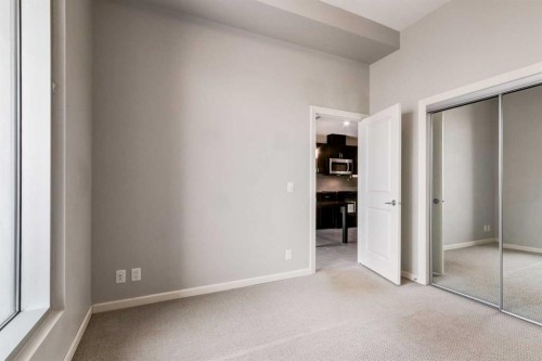 2704-211 13 Avenue Se, Calgary, AB - Indoor Photo Showing Other Room