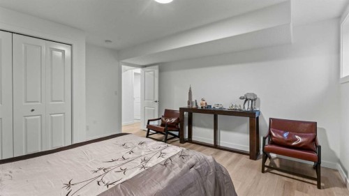 153 Heritage Bay, Cochrane, AB - Indoor Photo Showing Bedroom