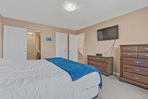 883 Auburn Bay Boulevard Se, Calgary, AB - Indoor Photo Showing Bedroom