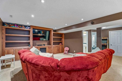 883 Auburn Bay Boulevard Se, Calgary, AB - Indoor Photo Showing Bedroom