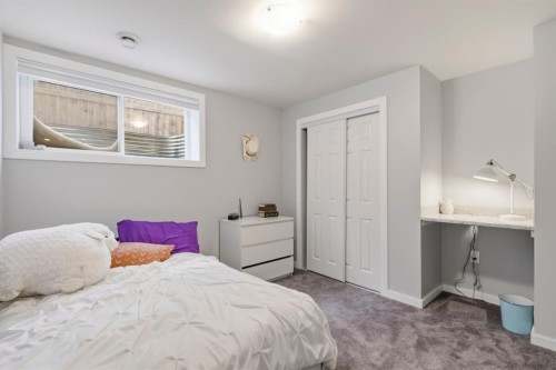 729 Hampton Hills Drive Ne, High River, AB - Indoor Photo Showing Bedroom