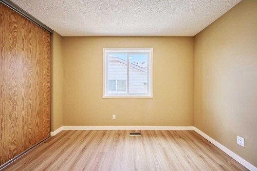 152 Harvest Gold Heights Ne, Calgary, AB - Indoor Photo Showing Other Room