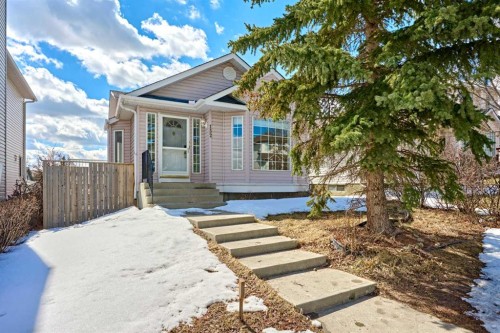 152 Harvest Gold Heights Ne, Calgary, AB - Outdoor