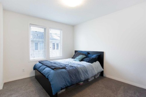 210 Auburn Bay Square Se, Calgary, AB - Indoor Photo Showing Bedroom