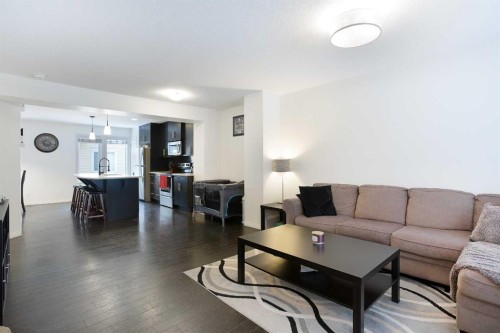 210 Auburn Bay Square Se, Calgary, AB - Indoor Photo Showing Living Room