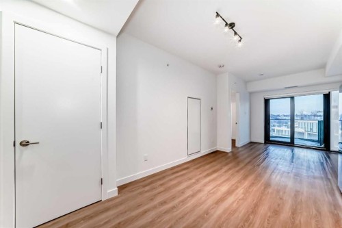 1313-730 2 Avenue, Calgary, AB - Indoor Photo Showing Other Room