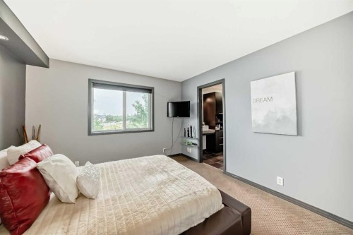 206 Tuscany Ravine Close Nw, Calgary, AB - Indoor Photo Showing Bedroom