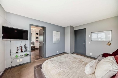 206 Tuscany Ravine Close Nw, Calgary, AB - Indoor Photo Showing Bedroom
