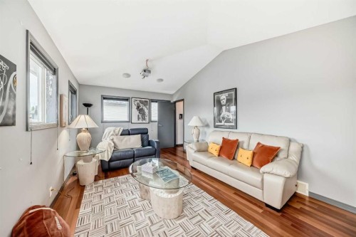 206 Tuscany Ravine Close Nw, Calgary, AB - Indoor Photo Showing Living Room