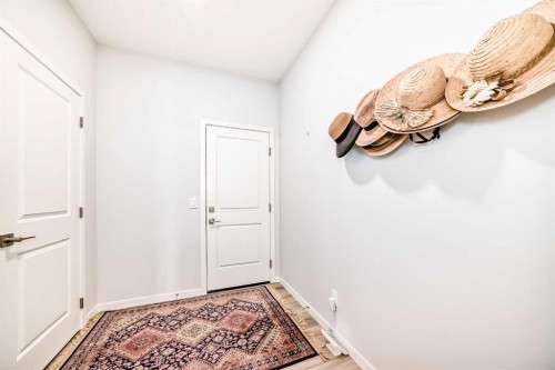 24 Royston Rise Nw, Calgary, AB - Indoor Photo Showing Other Room