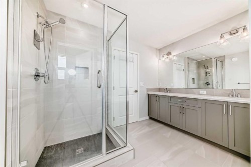 24 Royston Rise Nw, Calgary, AB - Indoor Photo Showing Bathroom