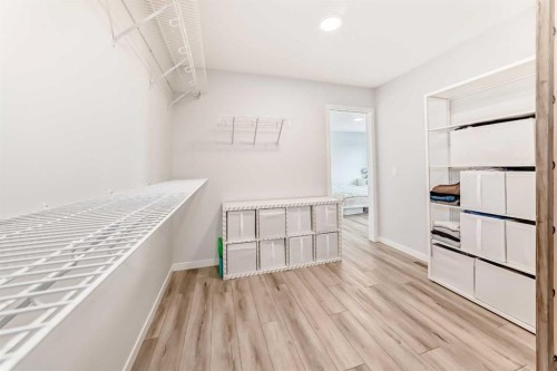 24 Royston Rise Nw, Calgary, AB - Indoor Photo Showing Other Room