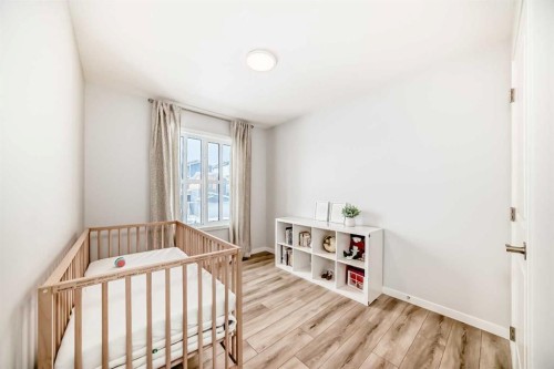24 Royston Rise Nw, Calgary, AB - Indoor