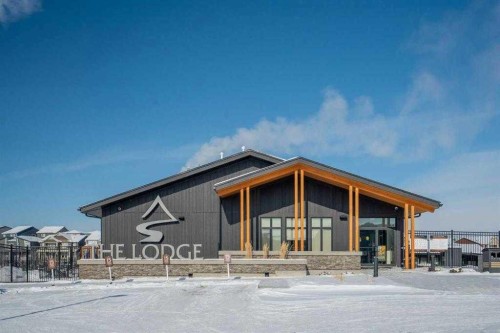 24 Royston Rise Nw, Calgary, AB - Outdoor