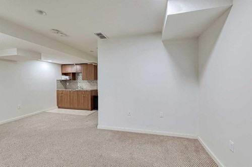 303 Saddlebrook Way Ne, Calgary, AB - Indoor