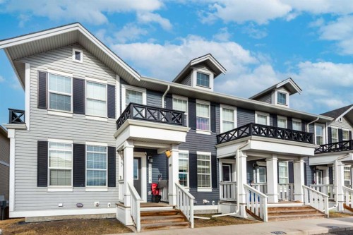 4704-1001 8 Street NW Airdrie, AB T4B 0W9