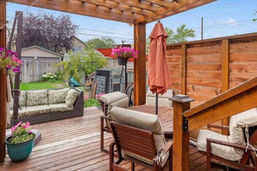527 29 Street Nw, Calgary, AB - Outdoor With Deck Patio Veranda With Exterior
