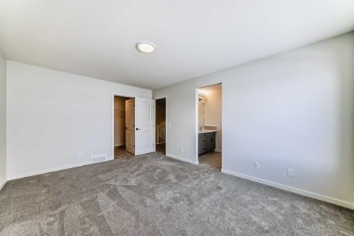 54 Bartlett Row Se, Calgary, AB - Indoor Photo Showing Other Room