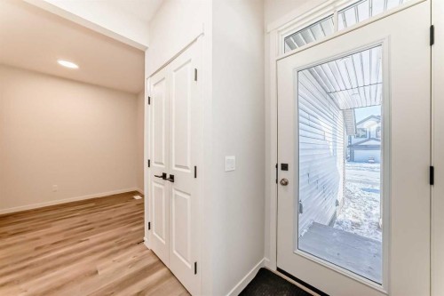 54 Bartlett Row Se, Calgary, AB - Indoor Photo Showing Other Room