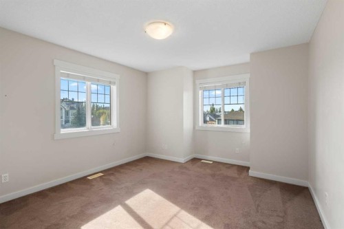 139 Coopers Hill Sw, Airdrie, AB - Indoor Photo Showing Other Room