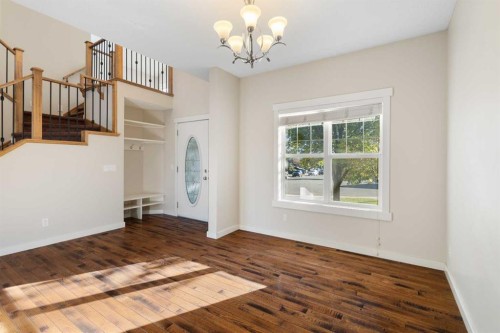 139 Coopers Hill Sw, Airdrie, AB - Indoor Photo Showing Other Room