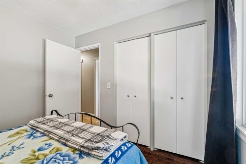 144 Waldron Avenue, Okotoks, AB - Indoor Photo Showing Bedroom