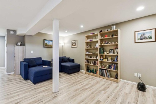 144 Waldron Avenue, Okotoks, AB - Indoor