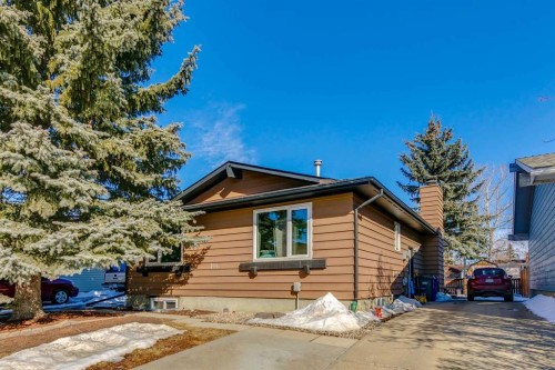 144 Waldron Avenue, Okotoks, AB - Outdoor