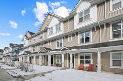 325 Copperstone Manor SE Calgary, AB T2Z 5G2