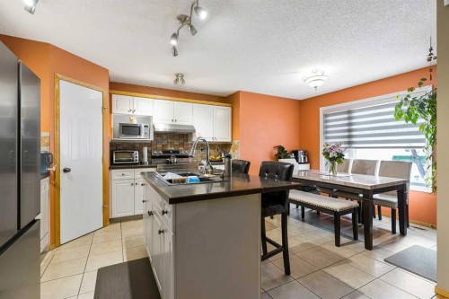 332 Harvest Hills Drive Ne, Calgary, AB - Indoor