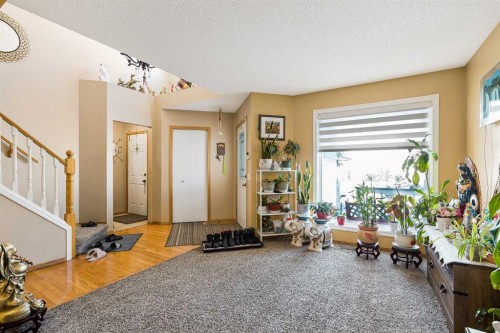 332 Harvest Hills Drive Ne, Calgary, AB - Indoor