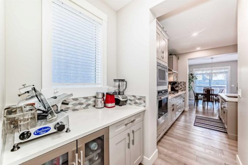 477 Legacy Boulevard Se, Calgary, AB - Indoor Photo Showing Kitchen With Upgraded Kitchen
