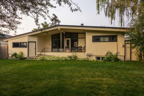 80 Westover Drive Sw, Calgary, AB - Outdoor With Deck Patio Veranda