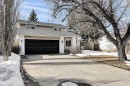 815 Woodpark Way Sw, Calgary, AB  - Outdoor 