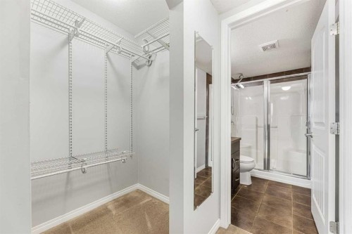 4313-31 Country Village Manor Ne, Calgary, AB - Indoor Photo Showing Other Room