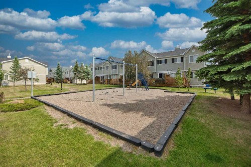 4313-31 Country Village Manor Ne, Calgary, AB - Outdoor