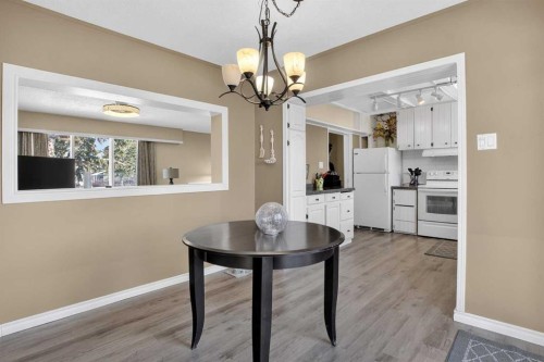 3204 Riel Place Se, Calgary, AB - Indoor