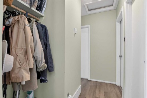 3204 Riel Place Se, Calgary, AB - Indoor With Storage