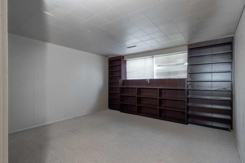 3204 Riel Place Se, Calgary, AB - Indoor Photo Showing Other Room