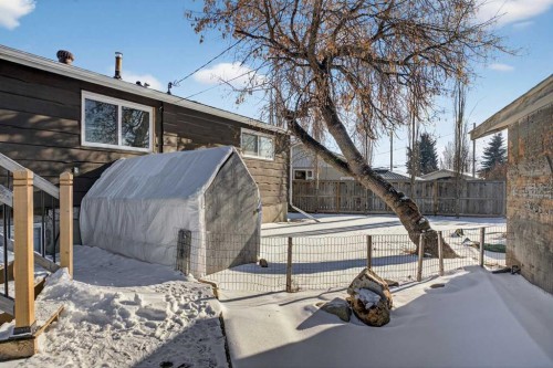 3204 Riel Place Se, Calgary, AB - Outdoor