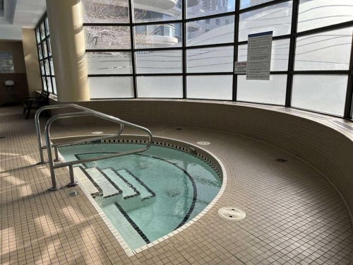 1205-1088 6 Avenue Sw, Calgary, AB - Indoor Photo Showing Other Room