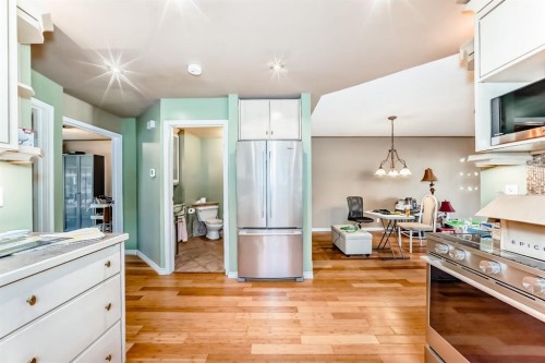 274 Templeview Way Ne, Calgary, AB - Indoor Photo Showing Kitchen