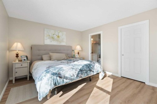 165 Harvest Park Circle Ne, Calgary, AB - Indoor Photo Showing Bedroom