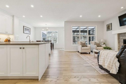 55 Sundown Crescent, Cochrane, AB 